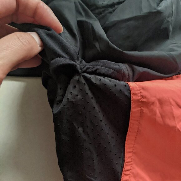 Sweaty Betty Windbreaker Jacket Black Pink M Athleisure Workout gorpcore street - Picture 4 of 9